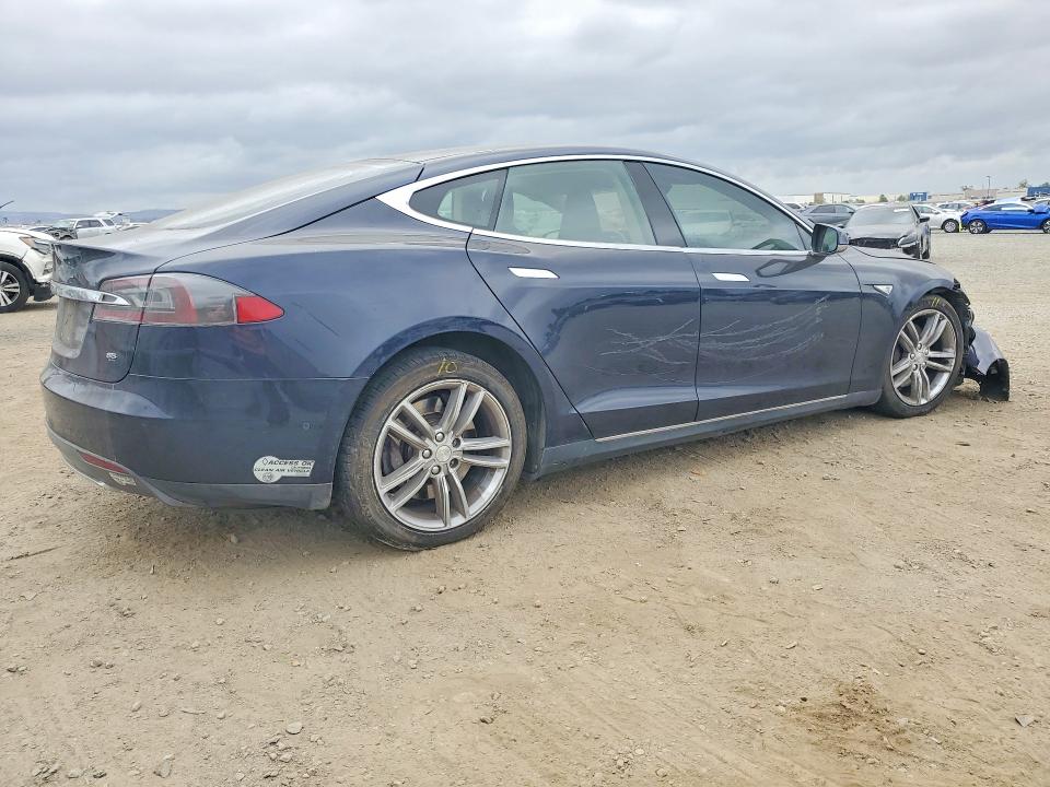 2014 Tesla Model S მანქანა იყიდება აუქციონზე, vin: 5YJSA1H18EFP56161, აუქციონის ნომერი: 48049316
