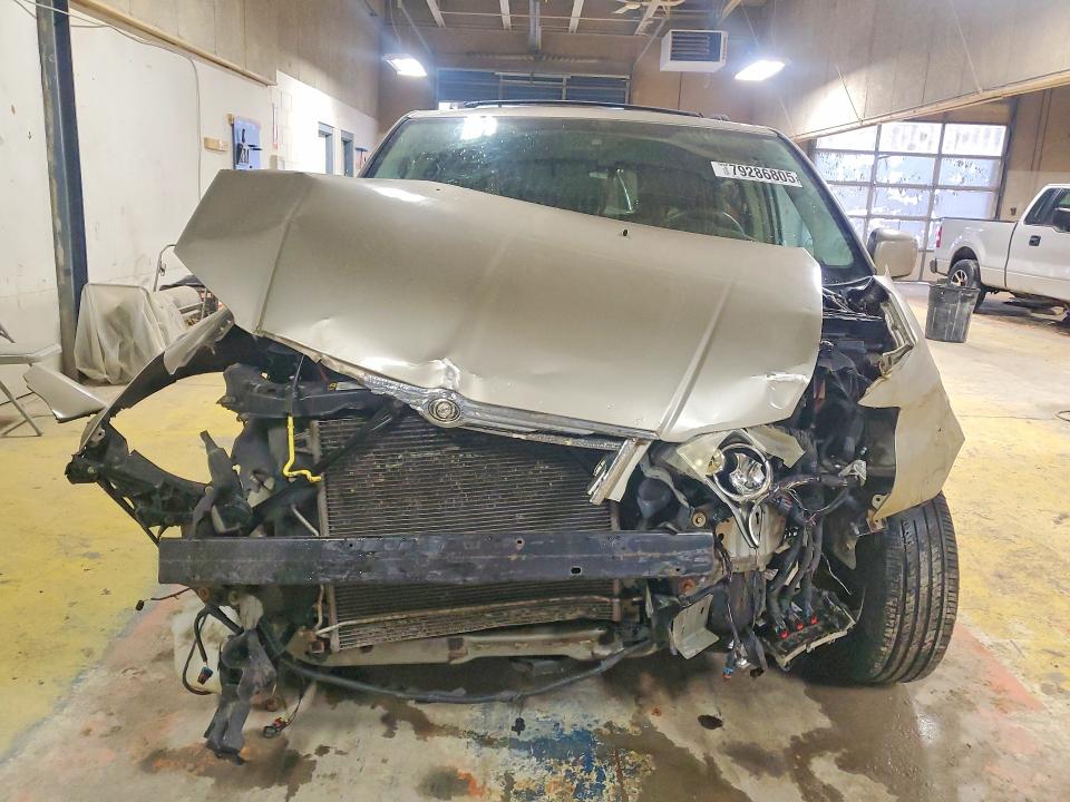 Продажа на аукционе авто 2008 Chrysler Town & Country, vin: 2A8HR54P88R830667, номер лота: 79286805