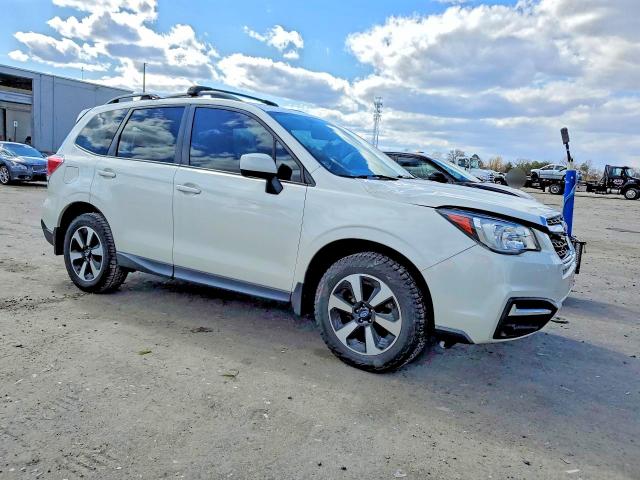 2017 Subaru Forester მანქანა იყიდება აუქციონზე, vin: JF2SJAGC8HH801723, აუქციონის ნომერი: 46435786