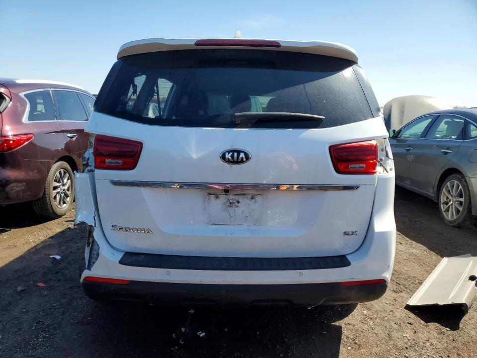 Продажа на аукционе авто 2020 Kia Sedona, vin: KNDMB5C18L6575493, номер лота: 46164426