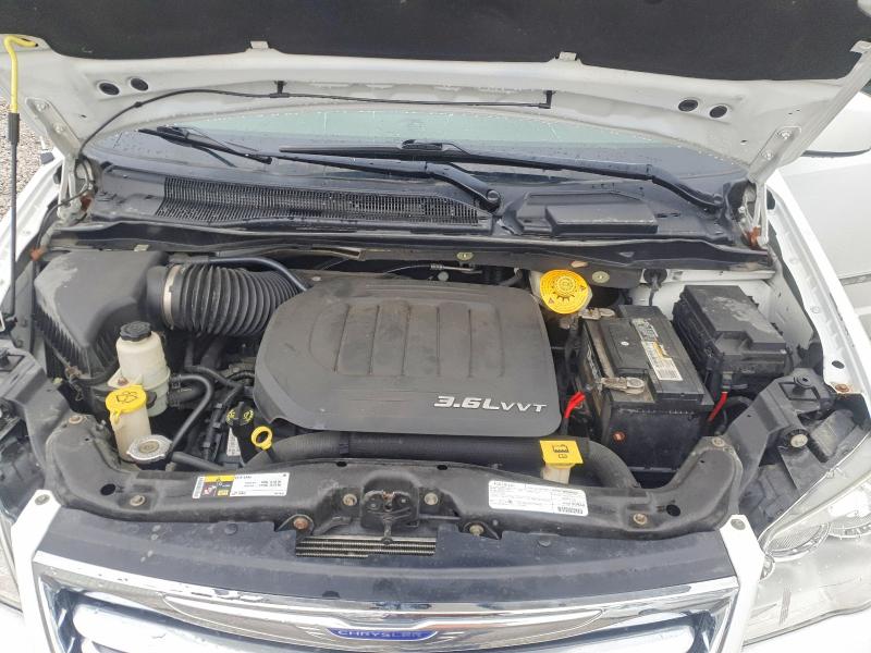 2016 Chrysler Town & Country მანქანა იყიდება აუქციონზე, vin: 2C4RC1BGXGR280010, აუქციონის ნომერი: 47576756