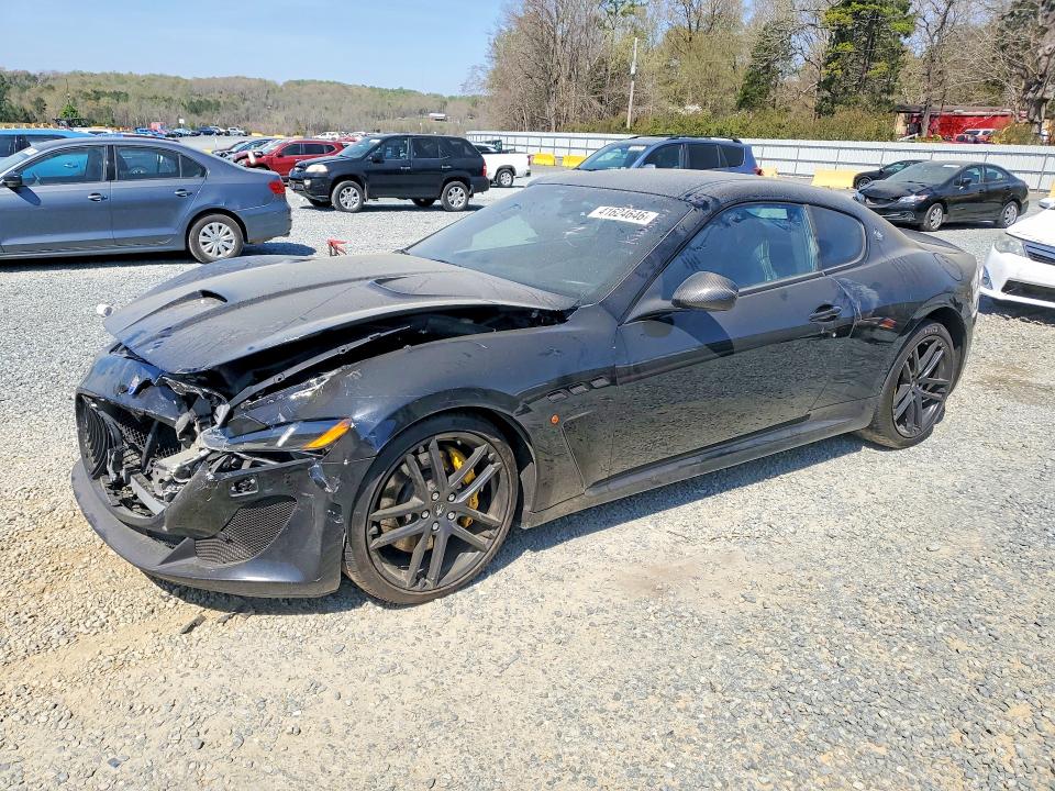 41624646 :رقم المزاد ، ZAM45VLA1E0078049 vin ، 2014 Maserati Granturismo مزاد بيع