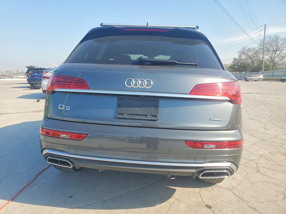 47464076 :رقم المزاد ، WA1EAAFY5N2099815 vin ، 2022 Audi Q5 مزاد بيع