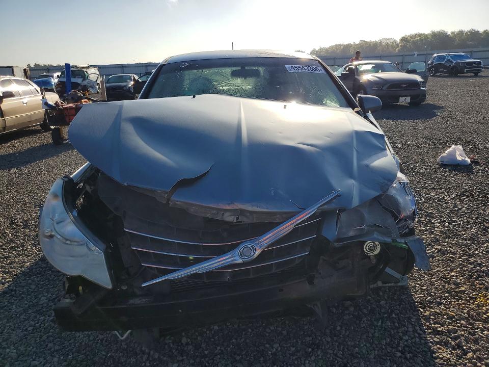 45543306 :رقم المزاد ، 1C3CC5FB8AN232171 vin ، 2010 Chrysler Sebring مزاد بيع