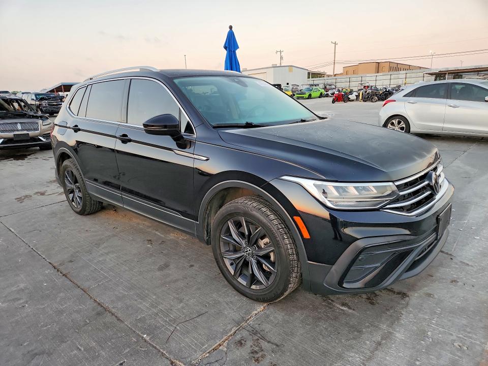 47541036 :رقم المزاد ، 3VV3B7AX0NM013381 vin ، 2022 Volkswagen Tiguan مزاد بيع