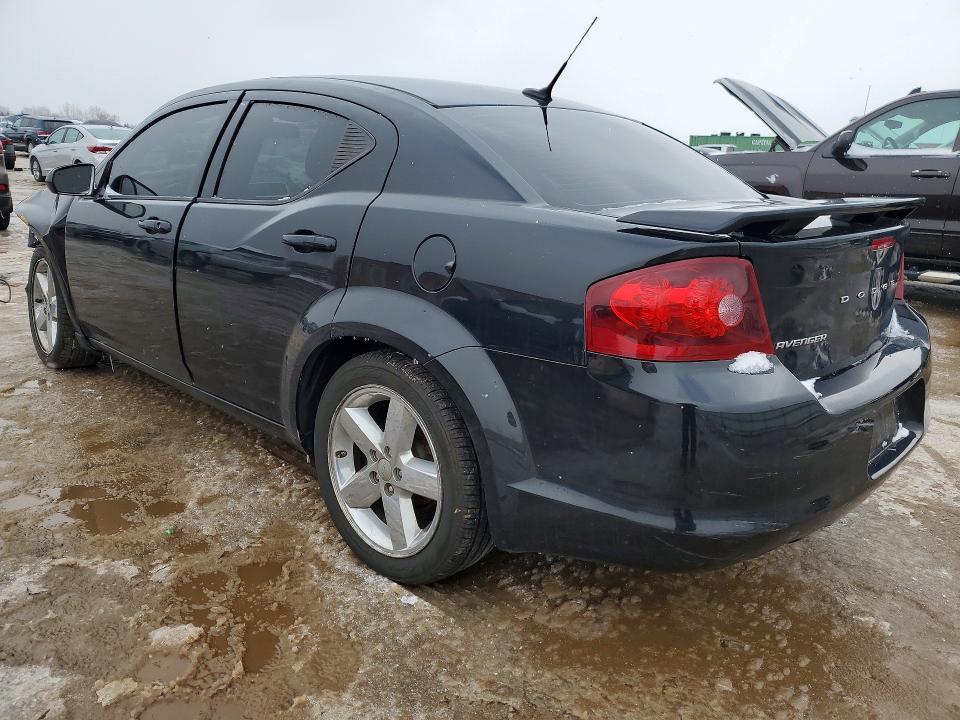 46131286 :رقم المزاد ، 1B3BD2FG8BN524162 vin ، 2011 Dodge Avenger مزاد بيع