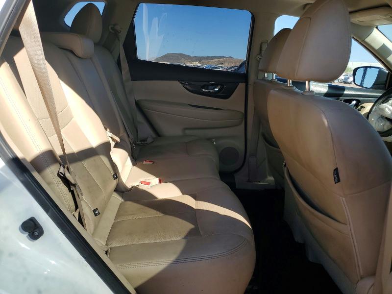 79663655 :رقم المزاد ، JN8AT2MV2JW323949 vin ، 2018 Nissan Rogue مزاد بيع