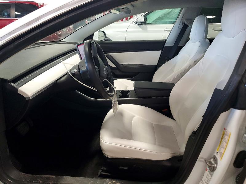 46840086 :رقم المزاد ، 5YJ3E1EB9JF122289 vin ، 2018 Tesla Model 3 مزاد بيع