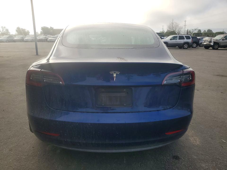 Продажа на аукционе авто 2021 Tesla Model 3, vin: 5YJ3E1EA0MF092322, номер лота: 79961135