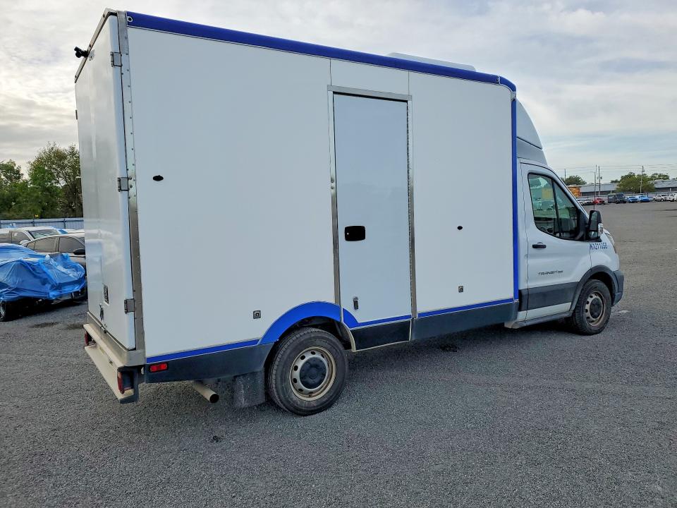 79996885 :رقم المزاد ، 1FDBW5Z82NKA31643 vin ، 2022 Ford Transit مزاد بيع