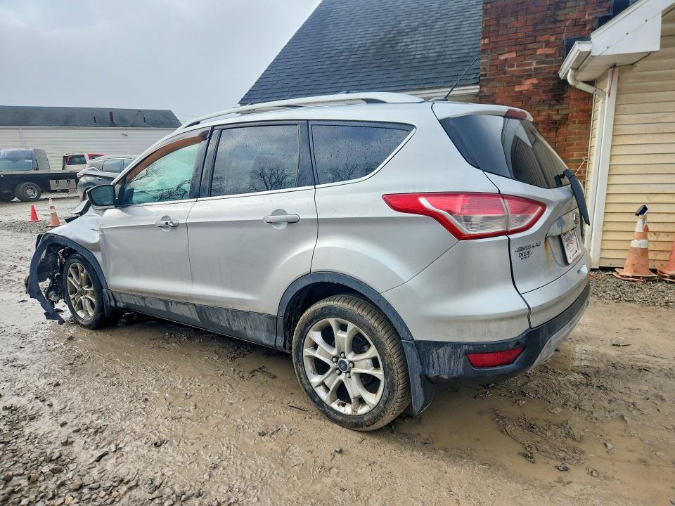 2014 Ford Escape მანქანა იყიდება აუქციონზე, vin: 1FMCU9J99EUC35835, აუქციონის ნომერი: 79200015