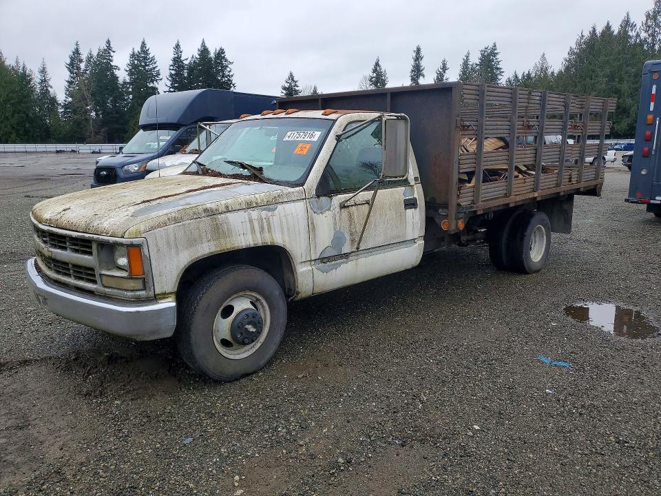 Auction sale of the 1998 Chevrolet Gmt-400, vin: 1GBJC34R6WF034850, lot number: 41757916