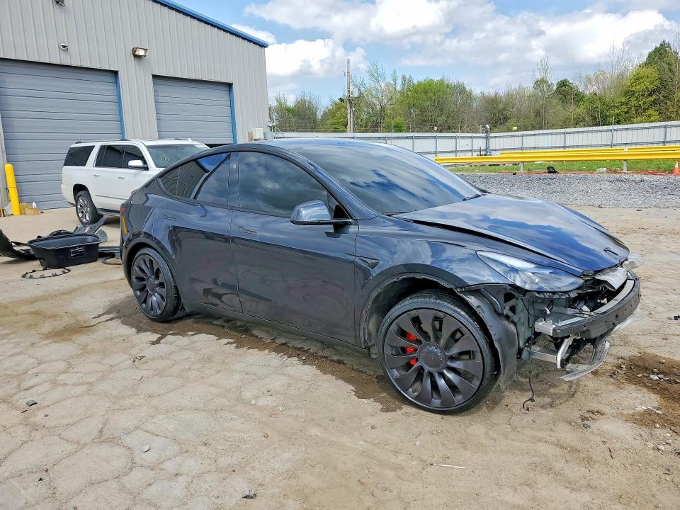 47993266 :رقم المزاد ، 7SAYGDEF0SA346296 vin ، 2025 Tesla Model Y مزاد بيع