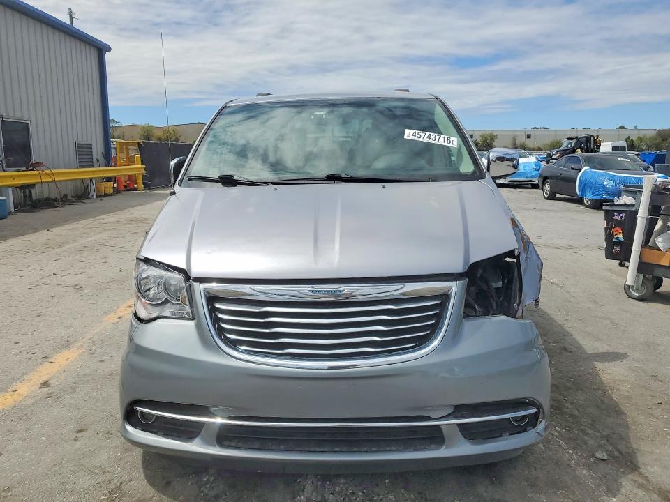 45743716 :رقم المزاد ، 2C4RC1CG3ER328829 vin ، 2014 Chrysler Town & Country مزاد بيع
