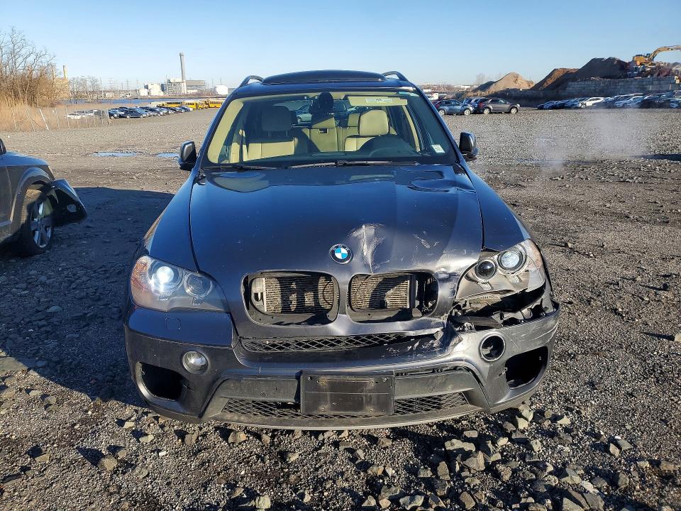 47025086 :رقم المزاد ، 5UXZV4C58CL985379 vin ، 2012 Bmw X5 مزاد بيع
