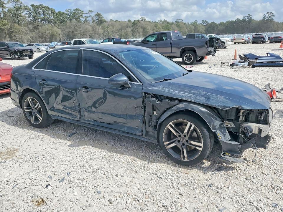 Продаж на аукціоні авто 2018 Audi A4, vin: WAUMMAF41JN010902, номер лоту: 79246225
