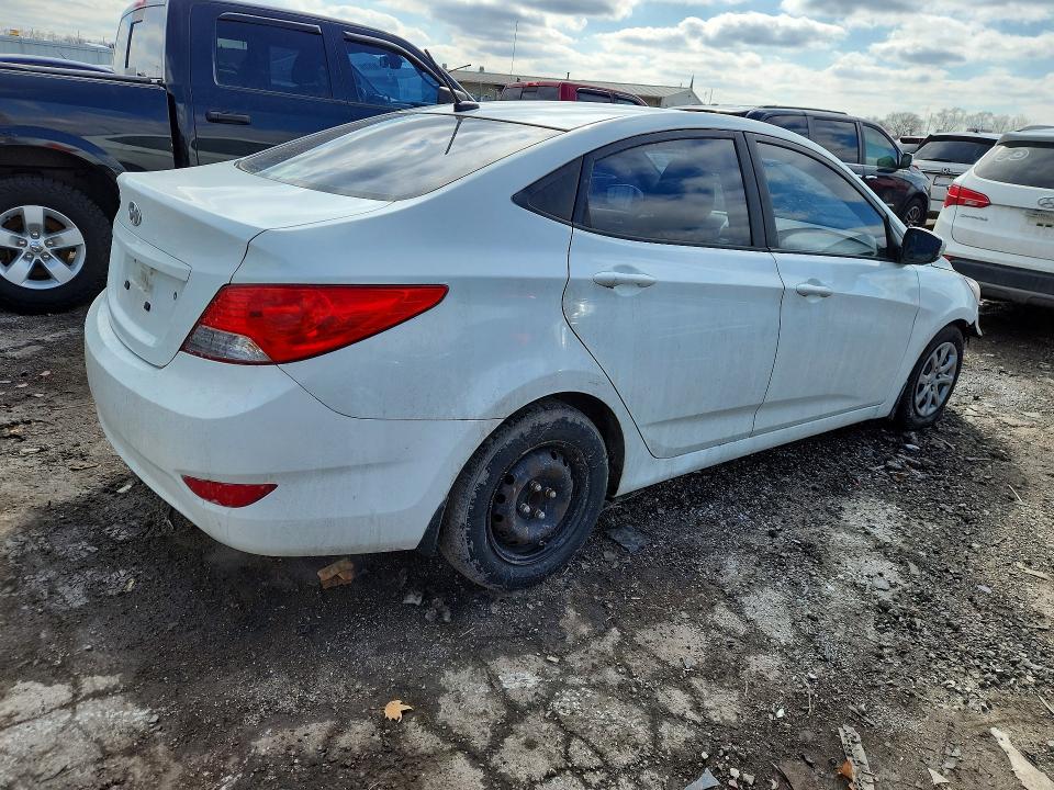 46217016 :رقم المزاد ، KMHCT4AE2DU411464 vin ، 2013 Hyundai Accent مزاد بيع