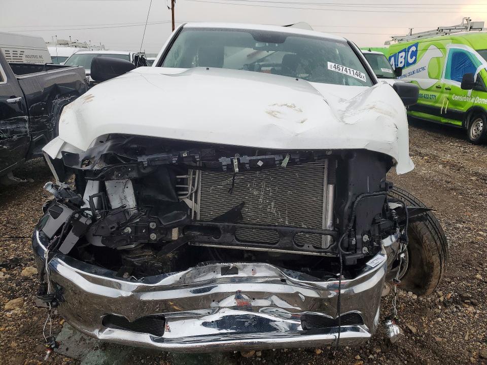 Продажа на аукционе авто 2022 Ram 1500 Classic, vin: 1C6RR7FT0NS230552, номер лота: 46741146