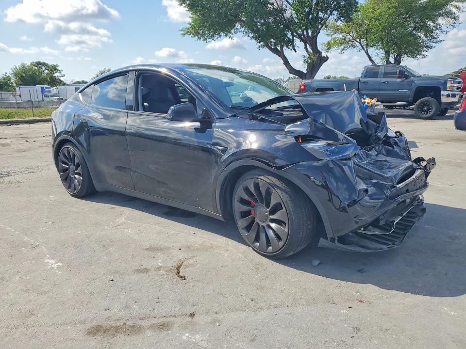 47546466 :رقم المزاد ، 7SAYGDEF8SA348250 vin ، 2025 Tesla Model Y مزاد بيع