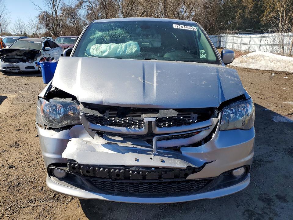 2020 Dodge Grand Caravan მანქანა იყიდება აუქციონზე, vin: 2C4RDGEG7LR232079, აუქციონის ნომერი: 77474065