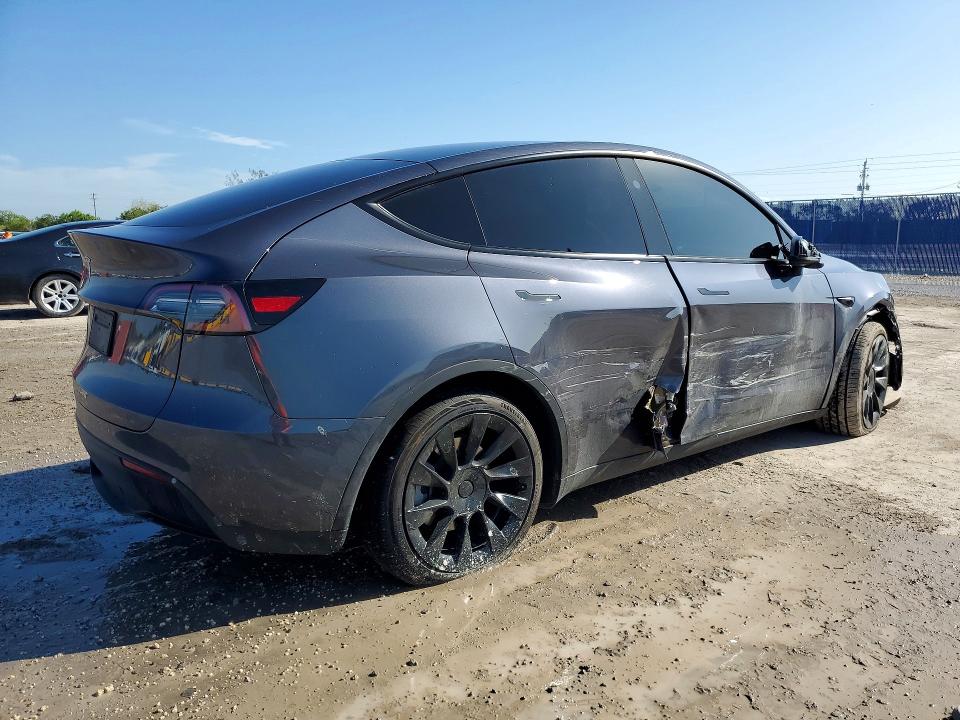 46614706 :رقم المزاد ، 7SAYGDED8PF959484 vin ، 2023 Tesla Model Y مزاد بيع