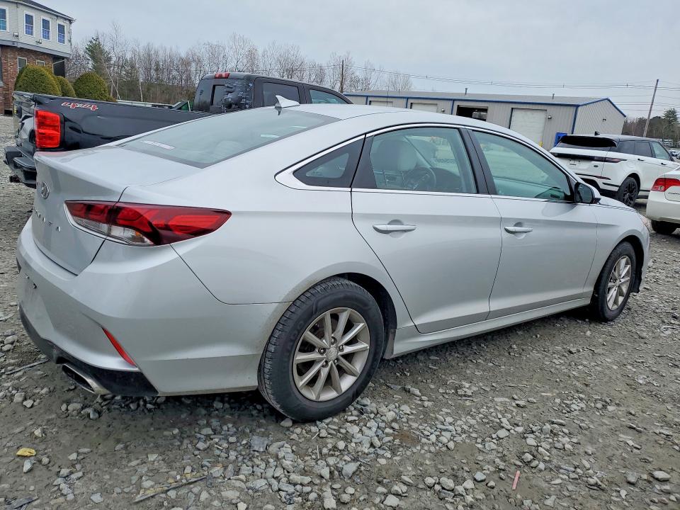 2019 Hyundai Sonata მანქანა იყიდება აუქციონზე, vin: 5NPE24AF7KH800830, აუქციონის ნომერი: 47775456
