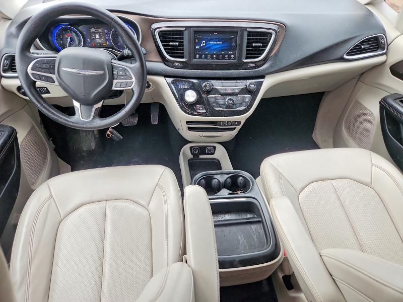 47794726 :رقم المزاد ، 2C4RC1DG9MR542902 vin ، 2021 Chrysler Voyager مزاد بيع