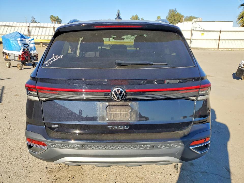 41843096 :رقم المزاد ، 3VVSC7B29SM015833 vin ، 2025 Volkswagen Taos مزاد بيع