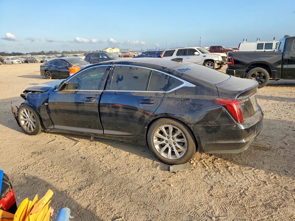 41707656 :رقم المزاد ، 1G6DW5RK3M0120059 vin ، 2021 Cadillac Ct5 مزاد بيع