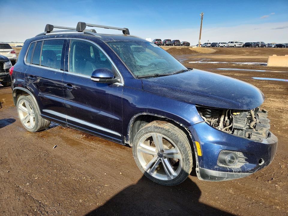79744205 :رقم المزاد ، WVGJV7AX9FW611303 vin ، 2015 Volkswagen Tiguan مزاد بيع
