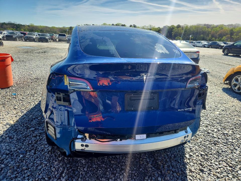 2024 Tesla Model Y მანქანა იყიდება აუქციონზე, vin: 7SAYGDEE4RA219259, აუქციონის ნომერი: 45623936