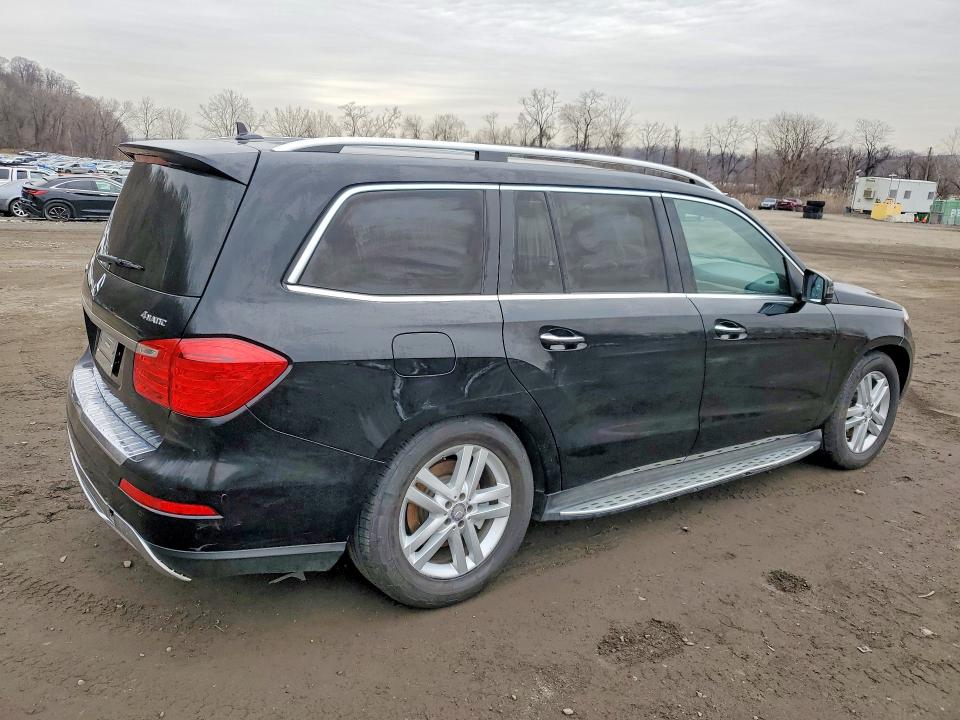 2015 Mercedes-benz Gl მანქანა იყიდება აუქციონზე, vin: 4JGDF6EE1FA502585, აუქციონის ნომერი: 46548296