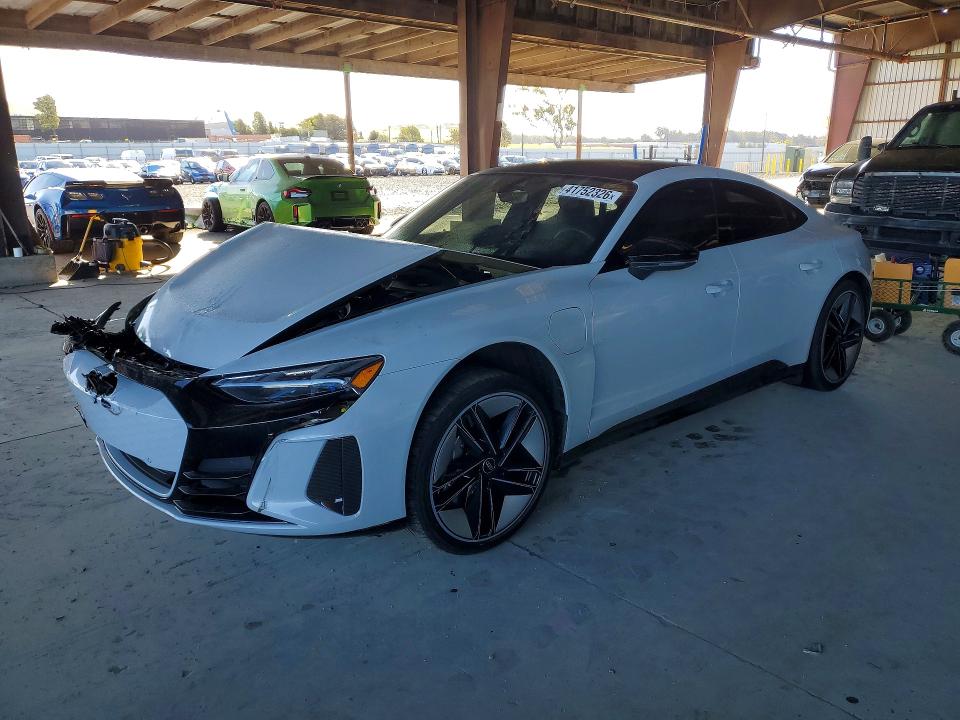 2024 Audi Rs E-tron Gt მანქანა იყიდება აუქციონზე, vin: WAUBHBFW0R7901881, აუქციონის ნომერი: 41752326