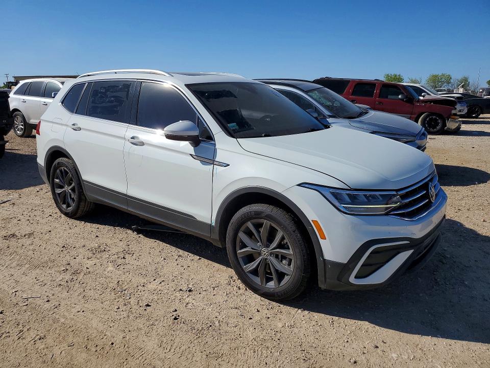Продаж на аукціоні авто 2022 Volkswagen Tiguan, vin: 3VV3B7AX6NM159543, номер лоту: 47108156