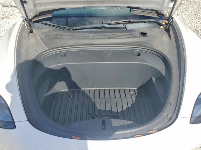 45840656 :رقم المزاد ، 5YJ3E1EBXNF123411 vin ، 2022 Tesla Model 3 مزاد بيع