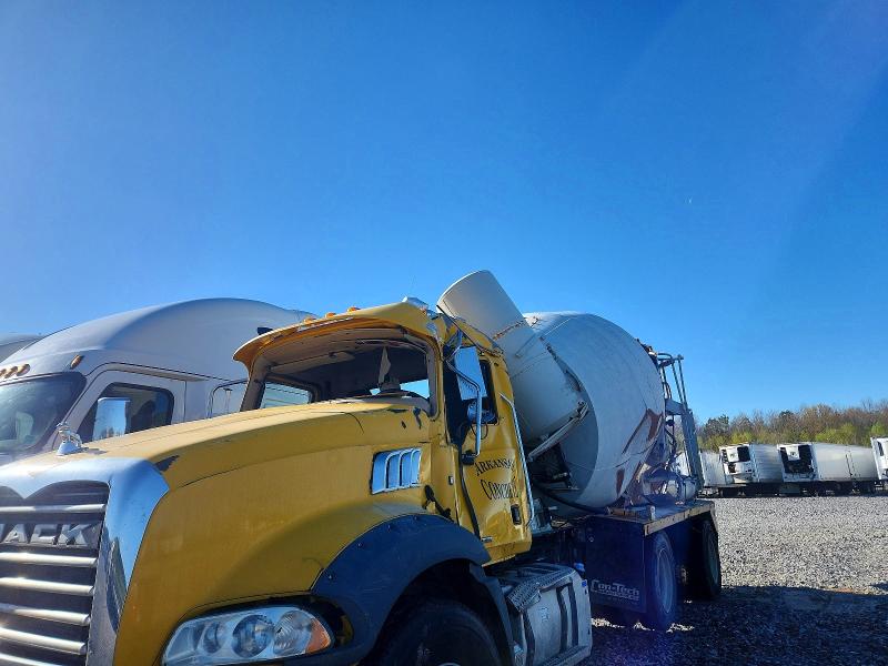 Продаж на аукціоні авто 2021 Mack Granite, vin: 1M2GR2NC6MM001909, номер лоту: 45531656