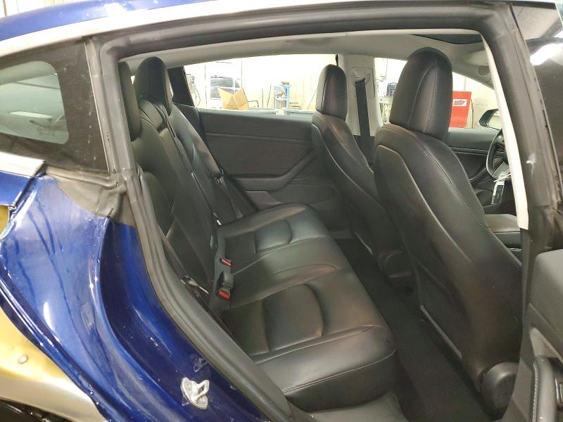 Продажа на аукционе авто 2018 Tesla Model 3, vin: 5YJ3E1EB3JF120215, номер лота: 47209376