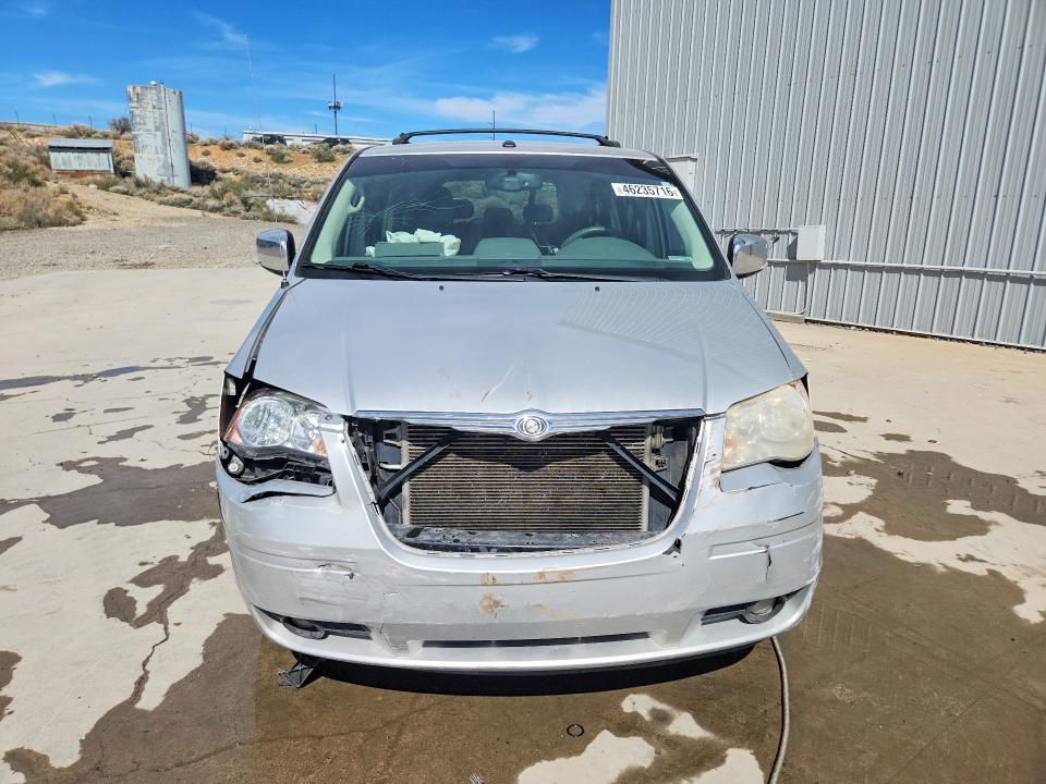 46235716 :رقم المزاد ، 2A4RR5D1XAR397909 vin ، 2010 Chrysler Town & Country مزاد بيع