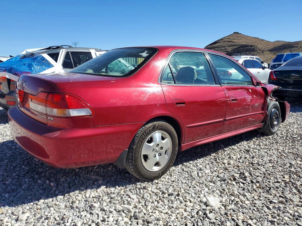 50521466 :رقم المزاد ، 1HGCG16542A064851 vin ، 2002 Honda Accord مزاد بيع