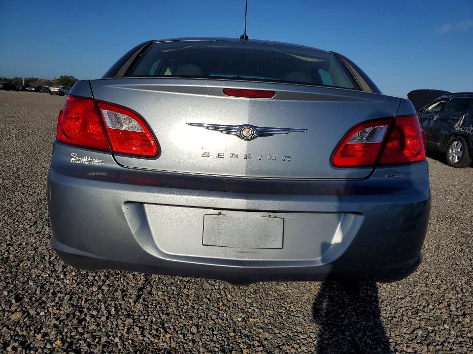 45543306 :رقم المزاد ، 1C3CC5FB8AN232171 vin ، 2010 Chrysler Sebring مزاد بيع