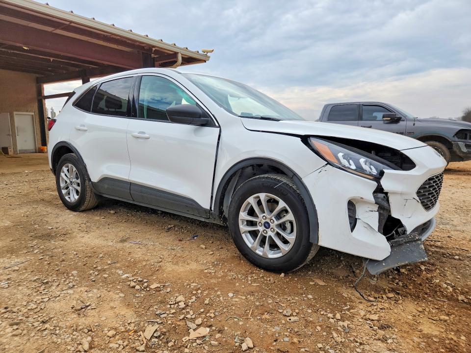 Продажа на аукционе авто 2022 Ford Escape, vin: 1FMCU0G68NUB81016, номер лота: 79438125