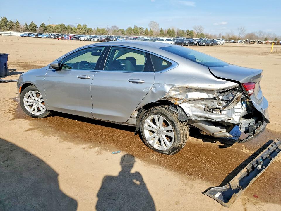 47529786 :رقم المزاد ، 1C3CCCFB7GN189827 vin ، 2016 Chrysler 200 مزاد بيع