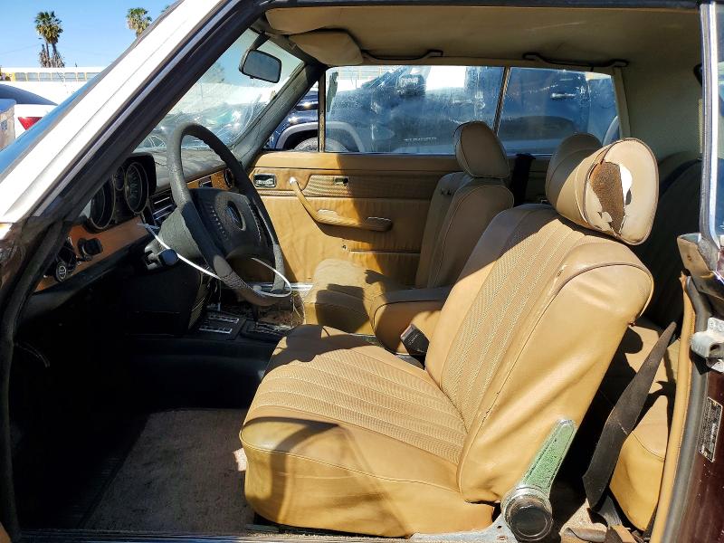 41832126 :رقم المزاد ، 11407312105408 vin ، 1975 Mercedes Benz 280 مزاد بيع