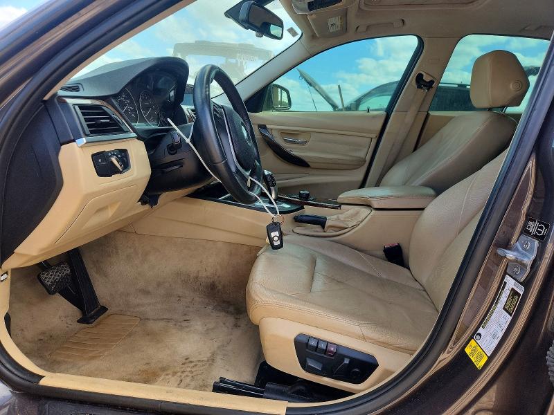 48271306 :رقم المزاد ، WBA3A5C58EJ464702 vin ، 2014 Bmw 328 مزاد بيع