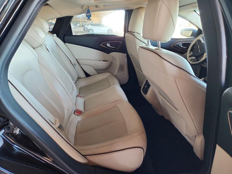 47530506 :رقم المزاد ، 1C3CCCCB0FN529287 vin ، 2015 Chrysler 200 مزاد بيع