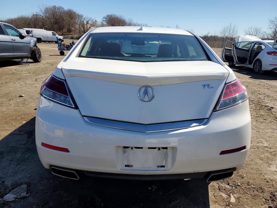 41724666 :رقم المزاد ، 19UUA8F27EA002997 vin ، 2014 Acura Tl مزاد بيع