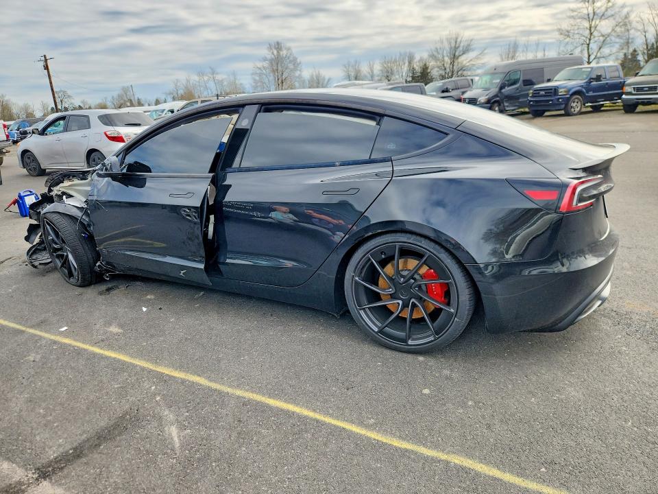 42063726 :رقم المزاد ، 5YJ3E1ET5TF143491 vin ، 2026 Tesla Model 3 مزاد بيع