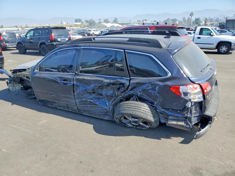 2013 Subaru Outback მანქანა იყიდება აუქციონზე, vin: 4S4BRDKC8D2288983, აუქციონის ნომერი: 47069146