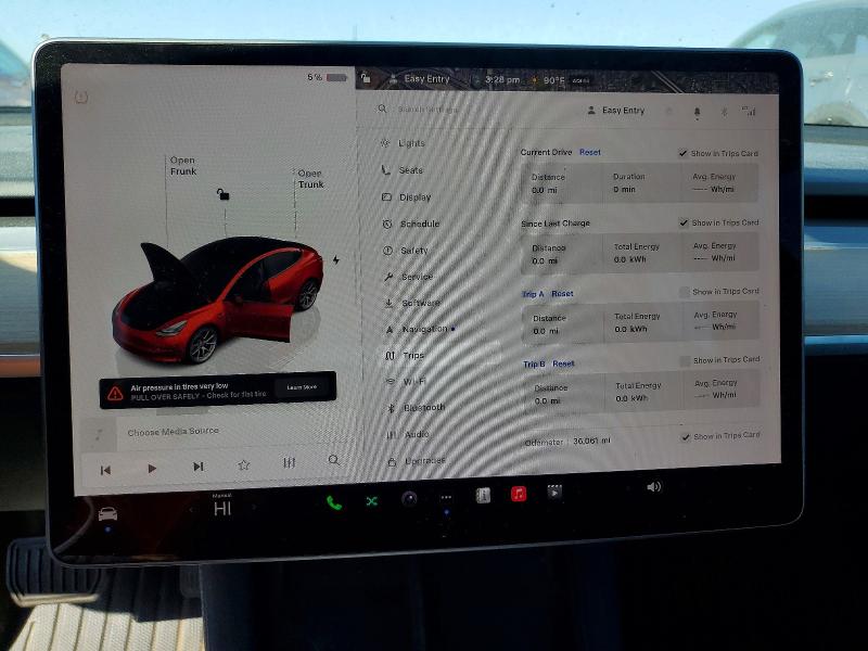 Продажа на аукционе авто 2023 Tesla Model 3, vin: 5YJ3E1EA7PF594264, номер лота: 46492626
