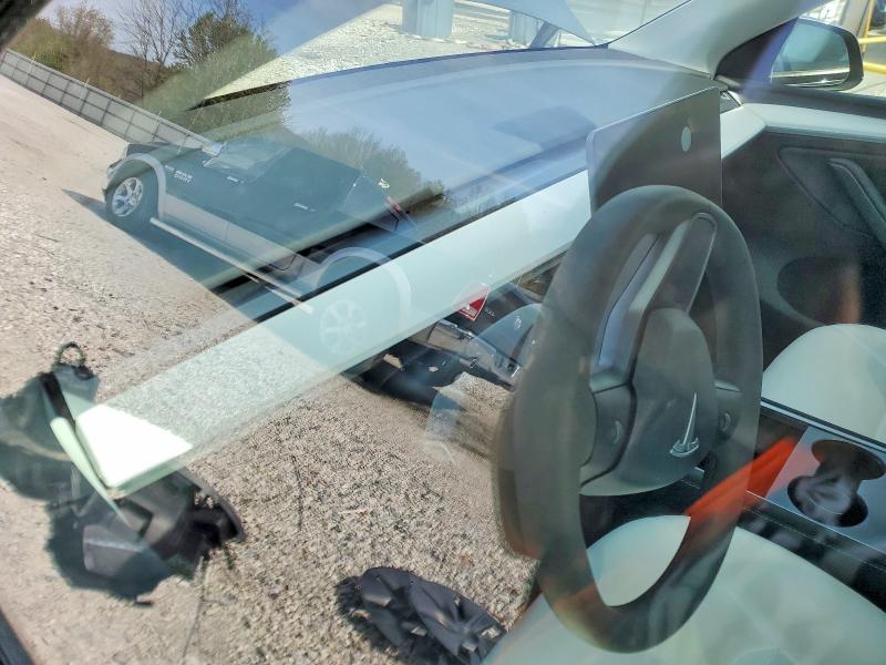 46346936 :رقم المزاد ، 7SAYGDED1RA311050 vin ، 2024 Tesla Model Y مزاد بيع